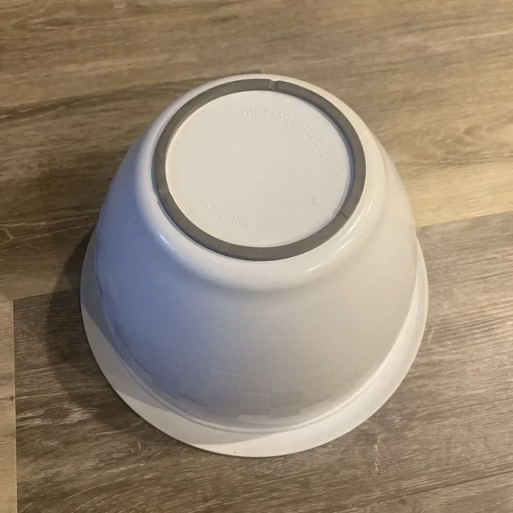 Pampered Chef Colander White Bowl Only
